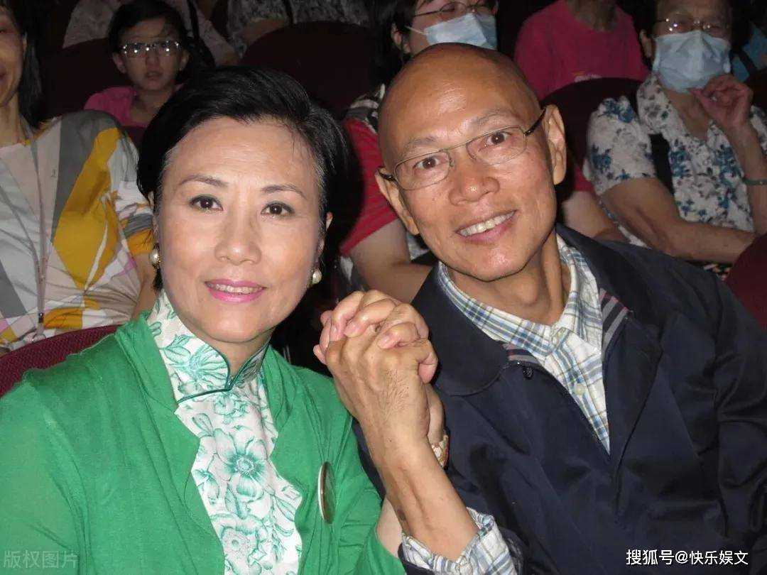 罗家英为什么走进汪明荃的心罗家英为什么走进汪明荃的心，深度解析背后的故事